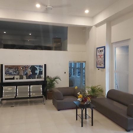 Nest Suites Quezon City Zewnętrze zdjęcie
